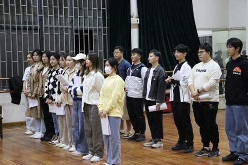 3A4B0581316B43334818156F13D88F2B